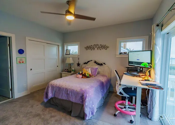 Marlowe Lane 10505 Holiday home *